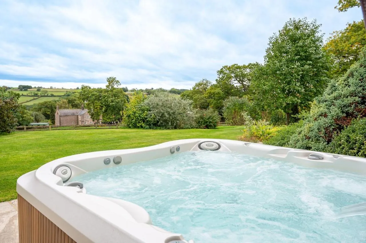 Tinkers Folly Villa Harrogate